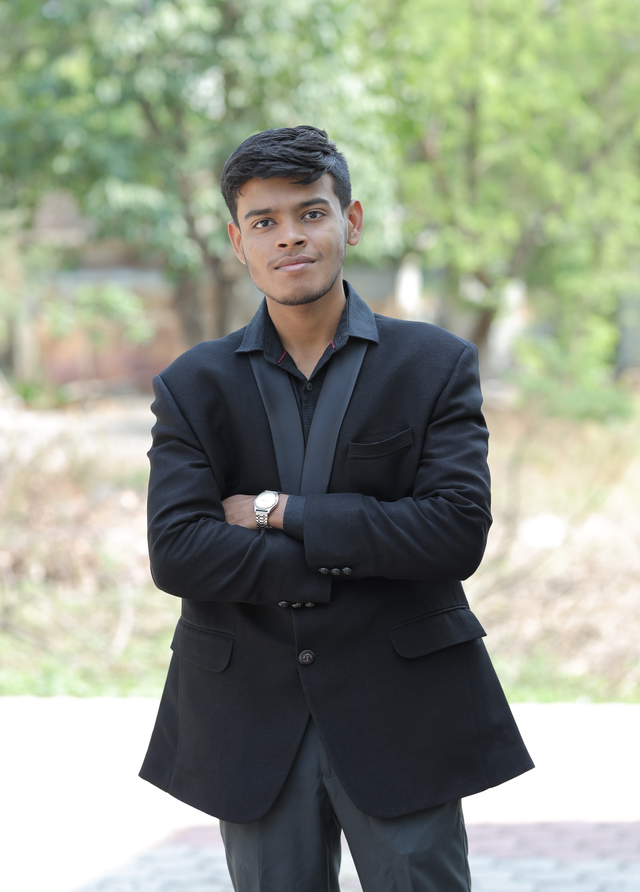 Profile of  Chaitanya Pande 