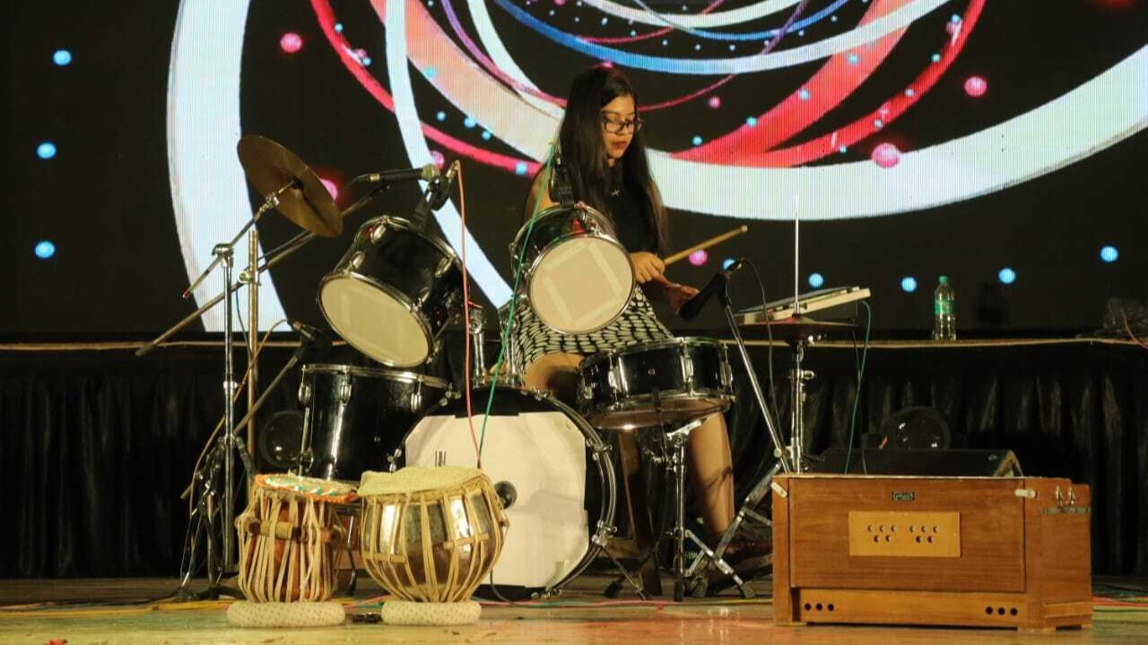 VADYAVISHWA: Music competition